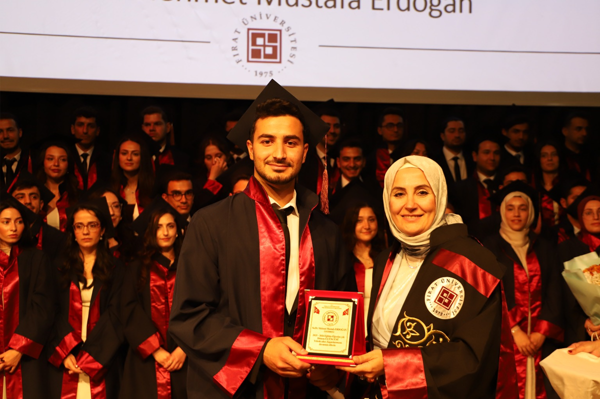 DİŞ HEKİMLİĞİ FAKÜLTESİ MEZUNİYET VE YEMİN TÖRENİ GERÇEKLEŞTİRİLDİ
