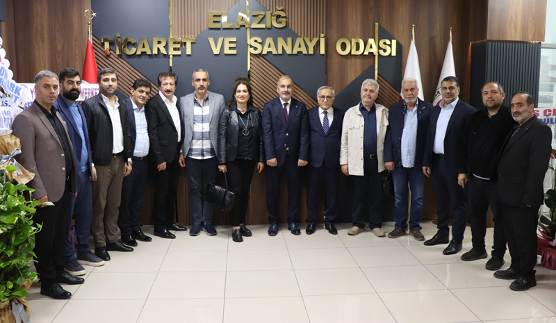 OSB BAŞKANI ÖZTÜRK VE YÖNETİM KURULUNDAN BAŞKAN ALAN’A HAYIRLI OLSUN ZİYARETİ
