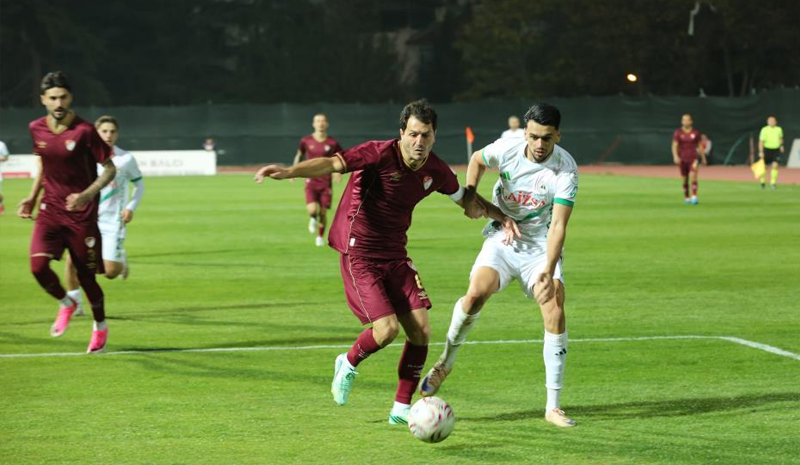 Elazığspor gül kokladı
